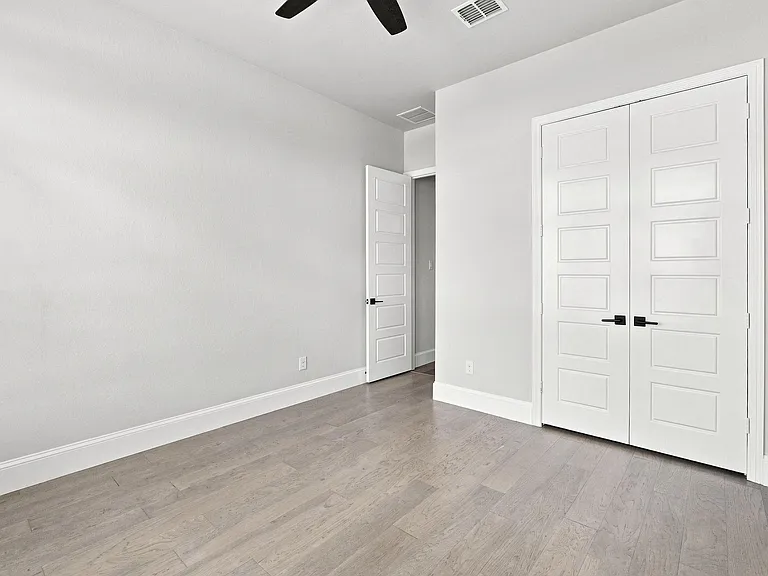 15026 Joe Lair Dr — Photo 9