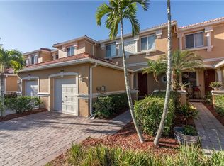 10048 Chiana Cir, Fort Myers, FL 33905