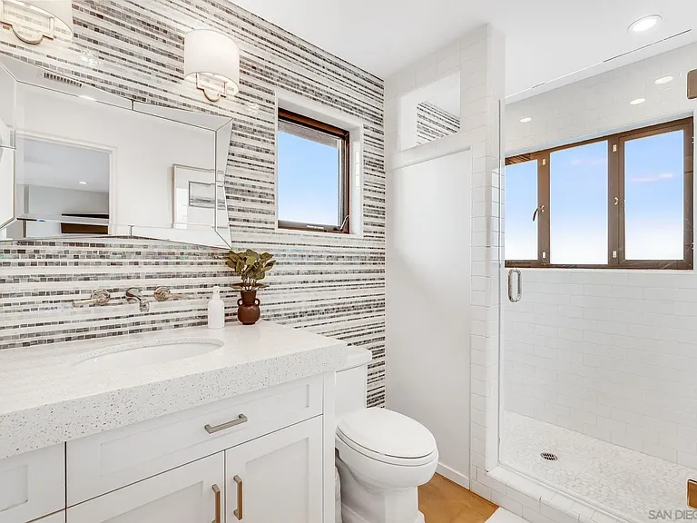 282 Neptune Ave — Photo 40