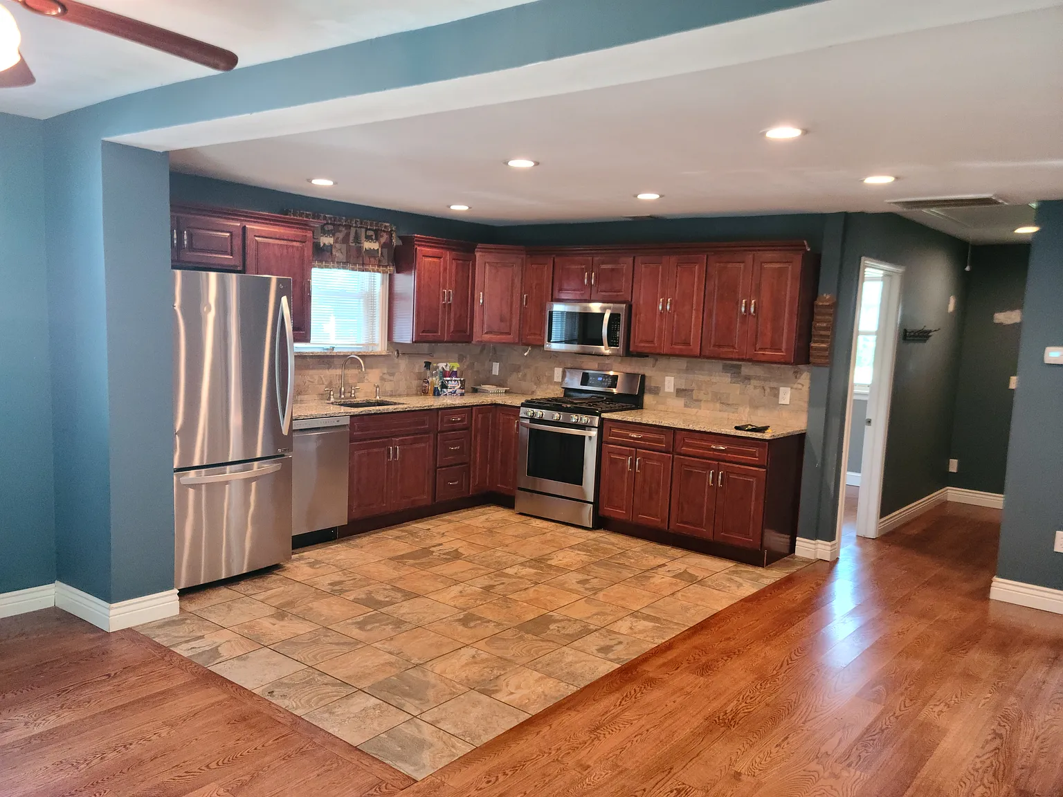 1197 Maxim Southard Rd photo 1
