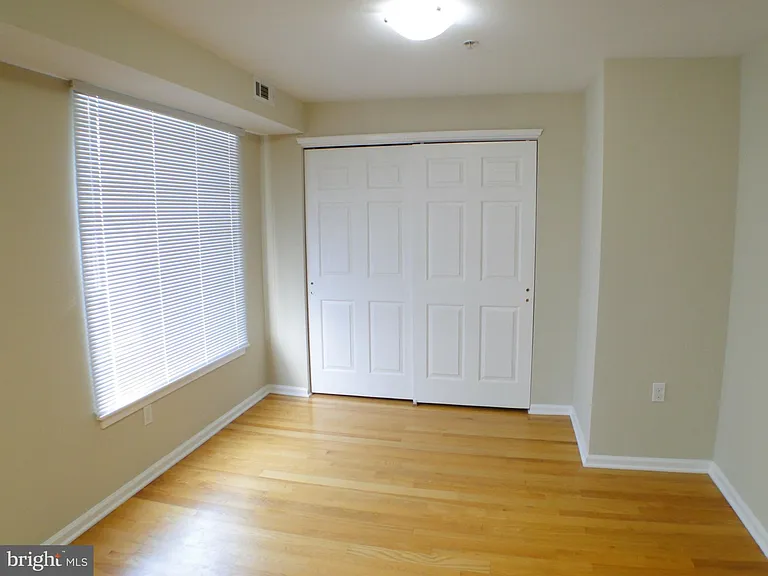 115 Morton Ave #1 — Photo 7