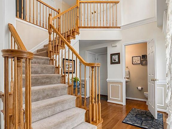 3rd image of 45155 Loblolly Ct
