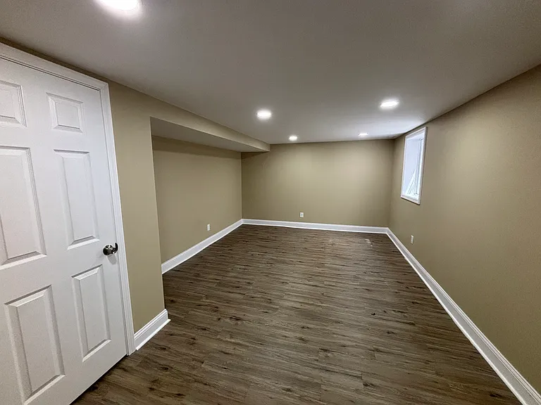 346 Richard Gordon Hatcher Blvd — Photo 13