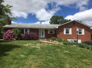 2612 Jackson Dr, Salem, VA 24153