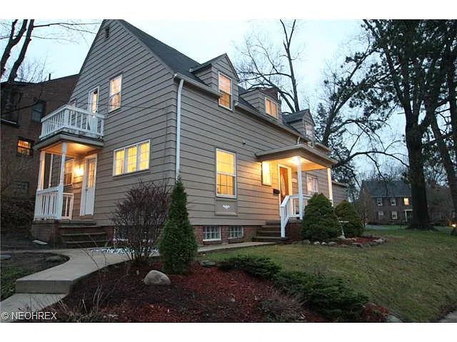 2423 Eaton Rd photo 1