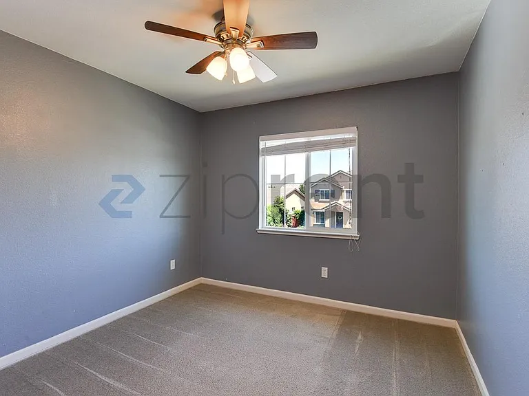 8018 Finchley Ct — Photo 29