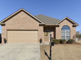 404 Summit Way, Fultondale, AL 35068