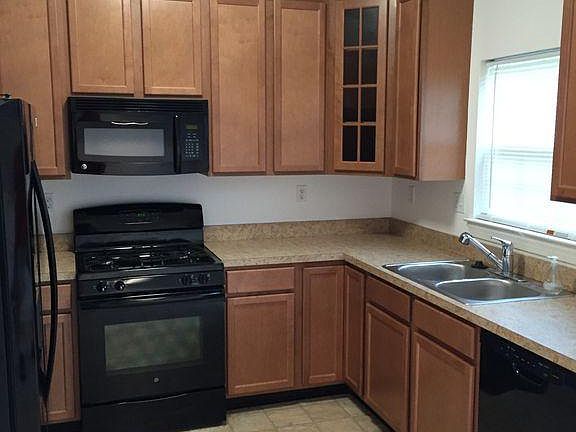 2nd image of 118 Julianna Way