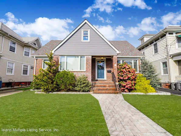 105 Bentley St, Staten Island, NY 10307