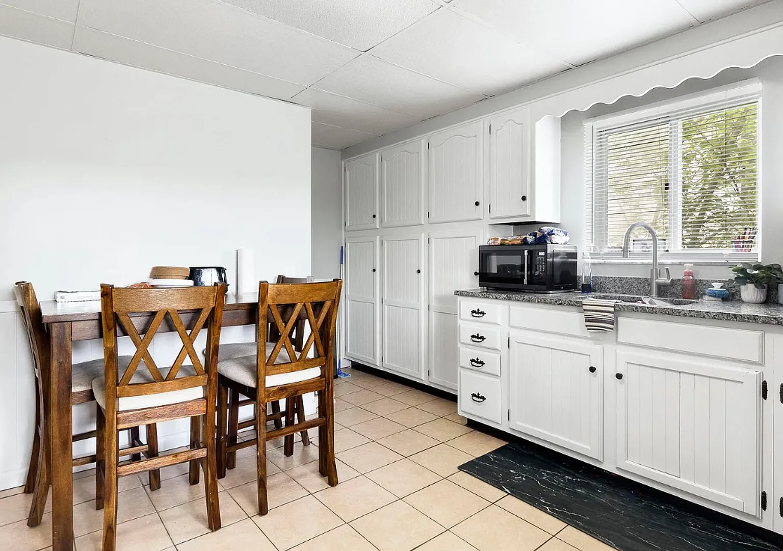 69 Highland Avenue — Photo 3