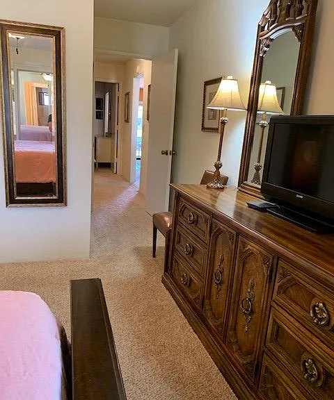 1106 N Abrego Dr — Photo 30