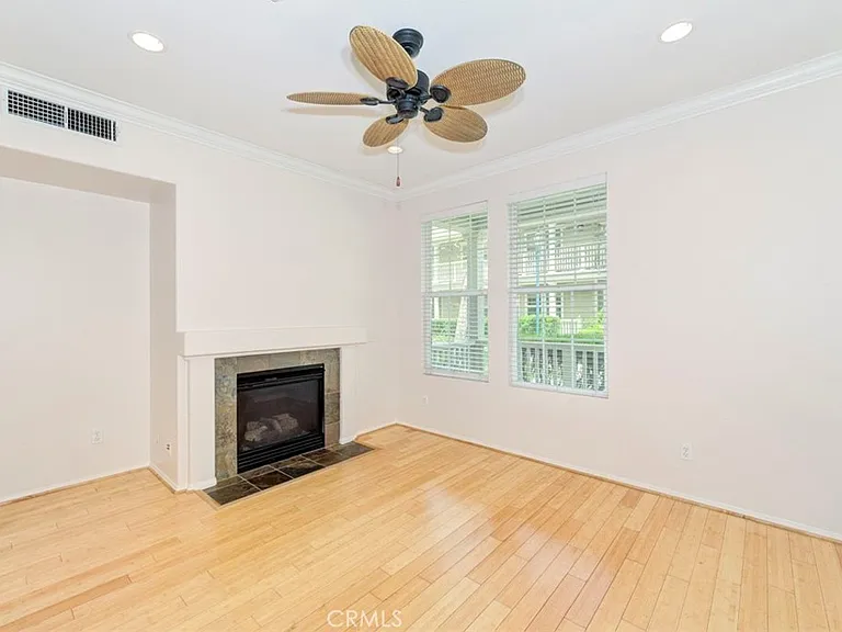 7 Chilmark St — Photo 3