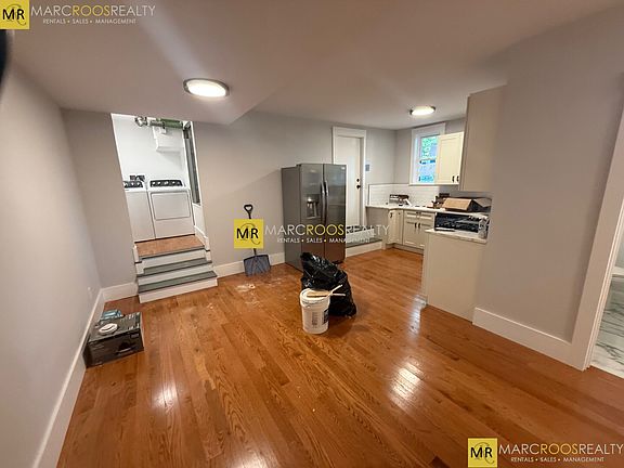 Dinning room, kitchen, laundry