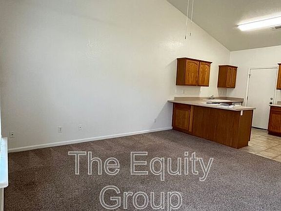 2nd image of 2329 W Sunnyside Ave
