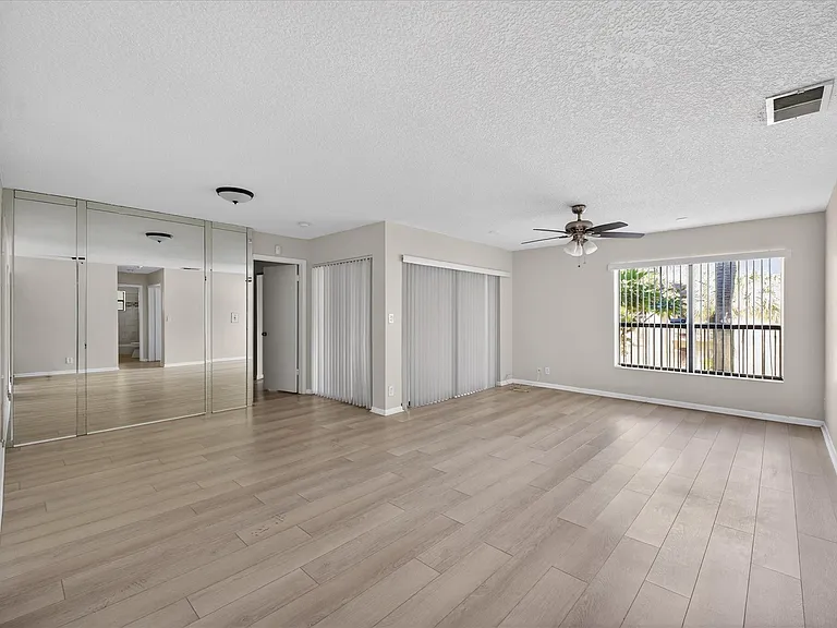 4467 Carambola Cir S — Photo 3