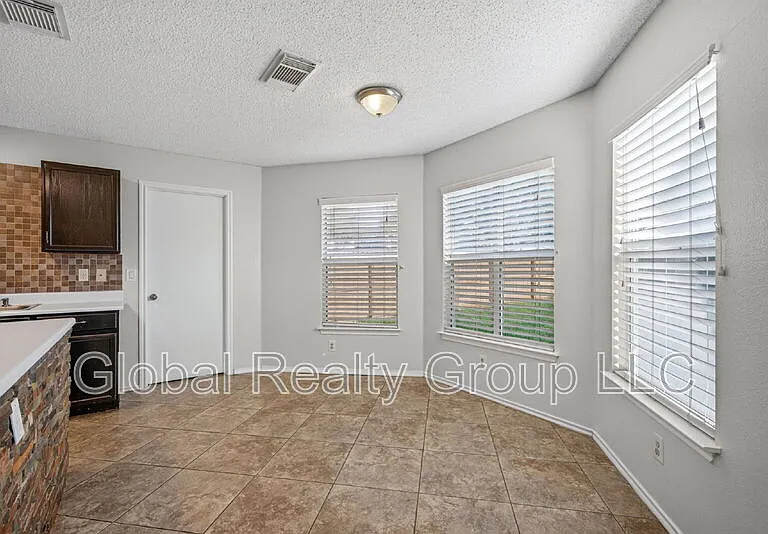 7702 Fairton Pl — Photo 20