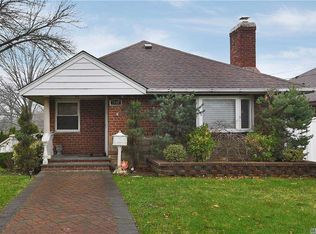 29-60 170th St, Flushing, NY 11358