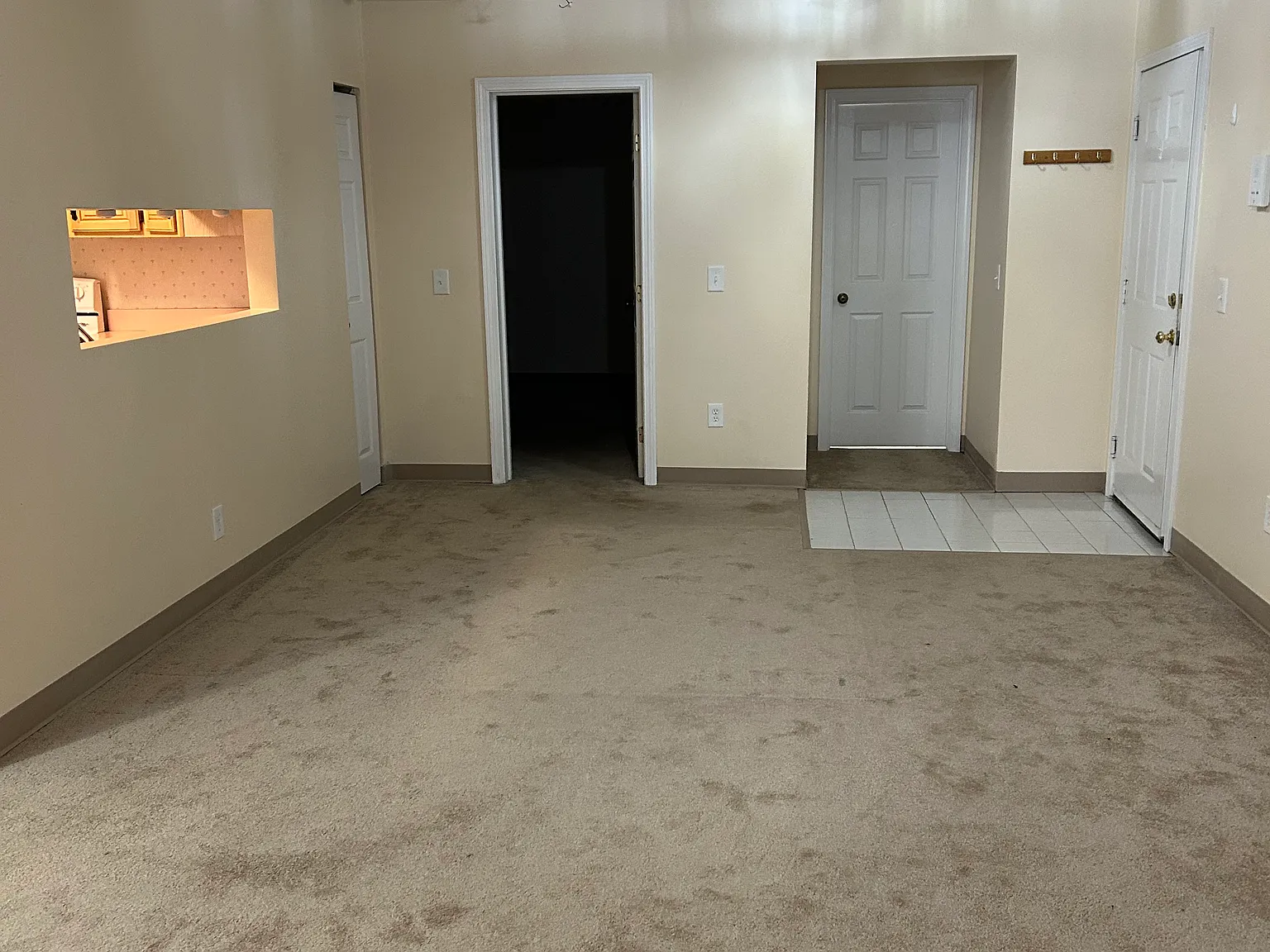 1 bed, $2,100 — Photo 3