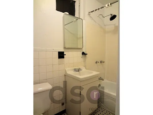 Rented by DSA Realty | media 53