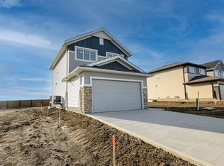 12826 E 87a St, Grande Prairie, AB T8X0K5
