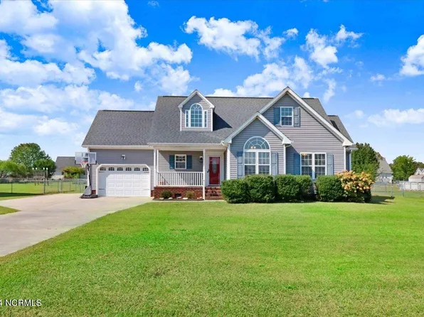 105 Brookside Way, Pikeville, NC 27863