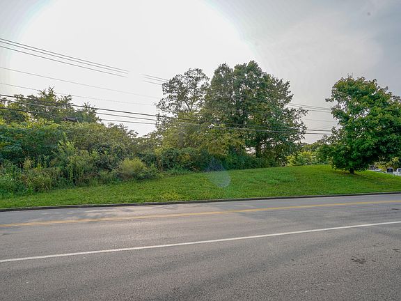 3rd image of 1208 Cedar Ln Lot 18