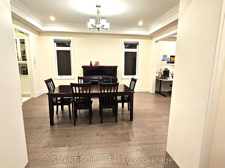 147 Hillsview Dr — Photo 5