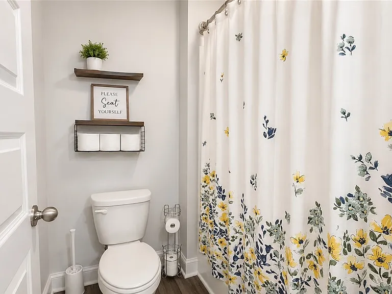 484 Foxtail Dr — Photo 15