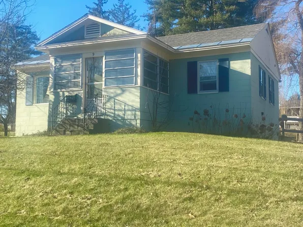 9 Jones Avenue, Lebanon, NH 03784