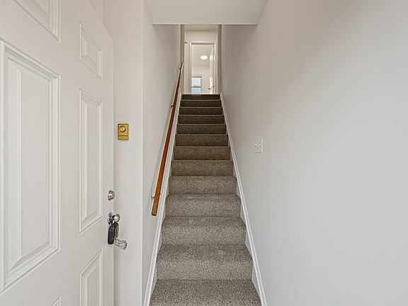 Second floor unit, direct entry