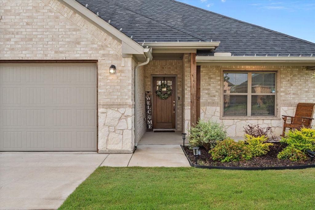 Apartment in Corsicana, Navarro - View 2