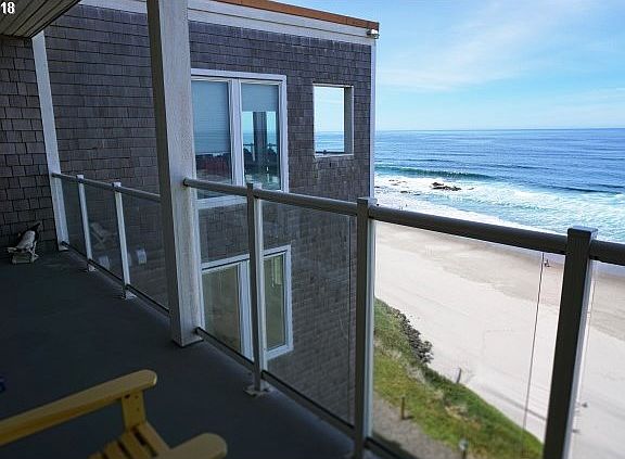 2nd image of 1723 NW Harbor Ave #33