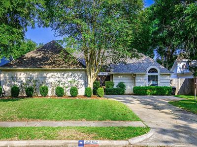 2202 Windmill Dr, Richmond, TX, 77406