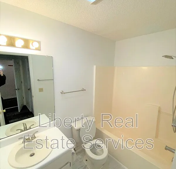 910 Brett Dr #54 — Photo 10