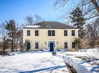 6 Carriage Hill Rd, Hopkinton, MA 01748