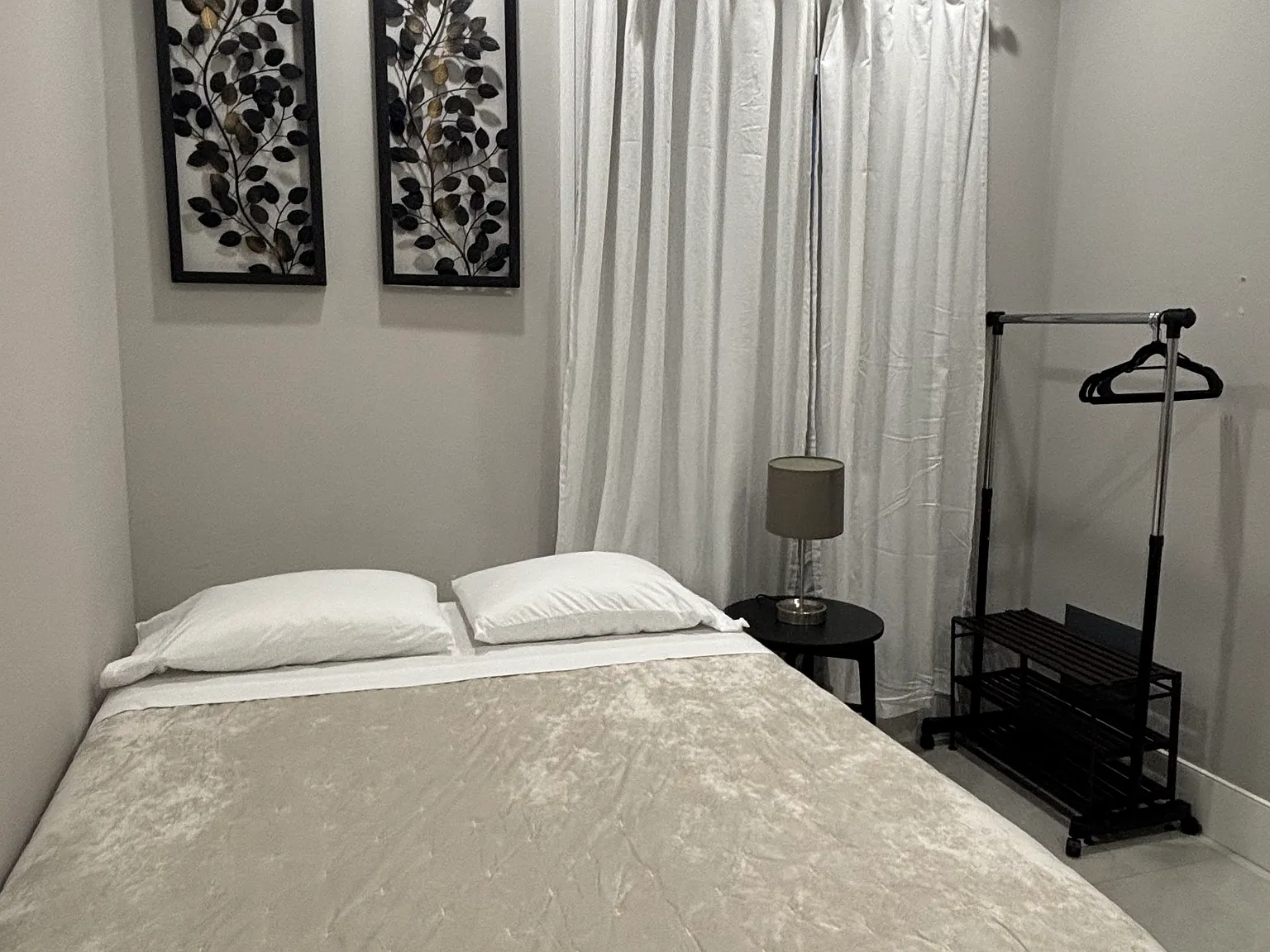 Studio, 500 sqft, $1,595 — Photo 3