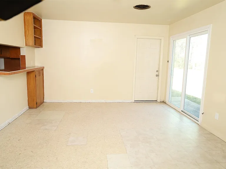 13207 Santa Teresa Rd — Photo 3