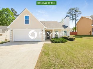 7762 Briar Forest Ln, Riverdale, GA 30296