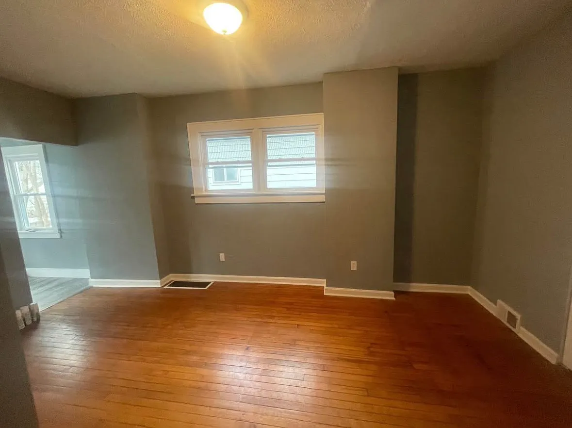 1 bed, 860 sqft, $780 — Photo 2