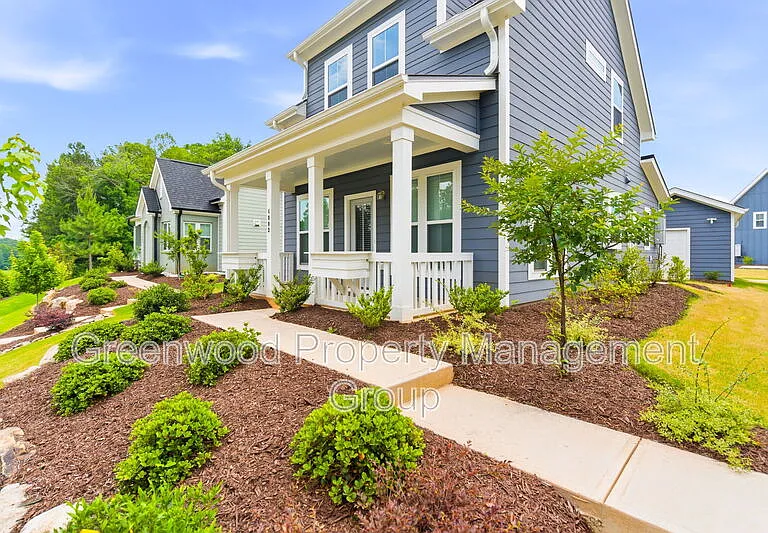 4003 Nairn Dr — Photo 2