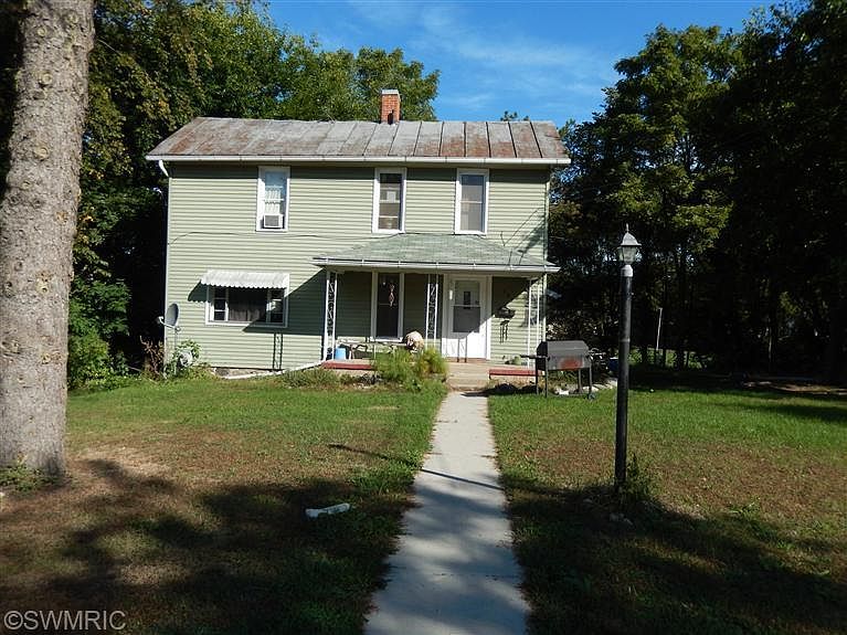 1st image of 324 E Lincoln Ave