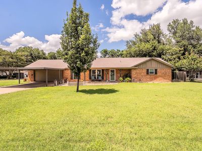 5004 Blackstone Dr, River Oaks, TX, 76114
