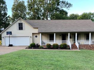 191 Oak Hill Dr, Madisonville, KY 42431
