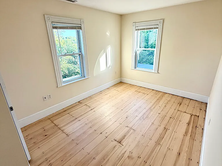 48 Newcomb St #48 — Photo 24