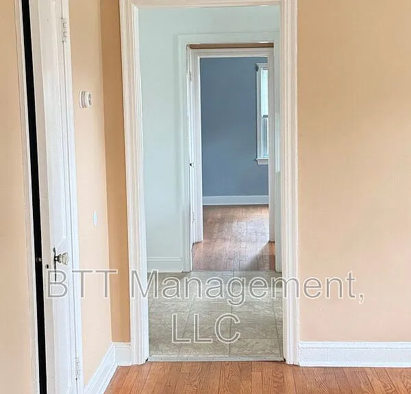 8401 Greenwood Ave #3 — Photo 85