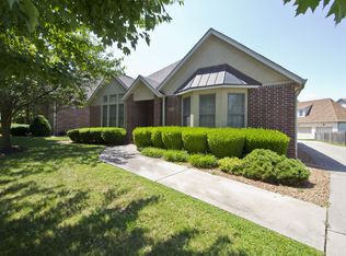 2347 W Dearborn St, Springfield, MO 65807