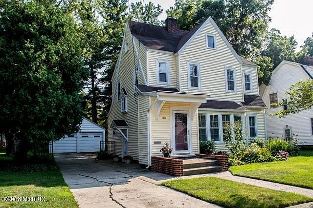 1st image of 1210 Roseland Ave