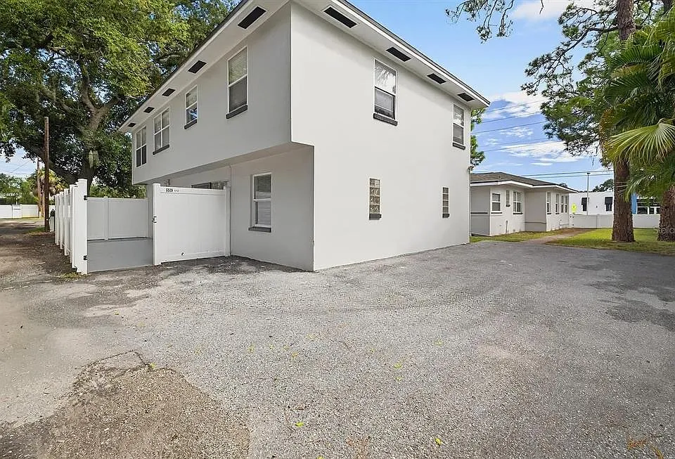 5517 Gulfport Blvd S #5519/2