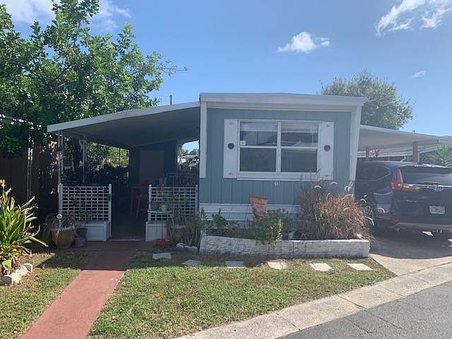 1st image of 15 Tiffin Way #15