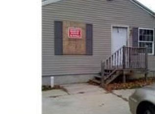 33 Jefferson St, Riverside, NJ 08075